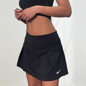 Vintage 00s Nike Black Sporty Mini Skirt (S/M) blokette coquette tennis skirt